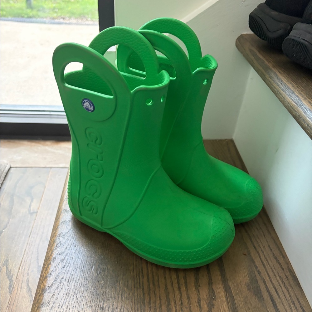 CROCS Kids Green Pull-On Rain Boots with Handles